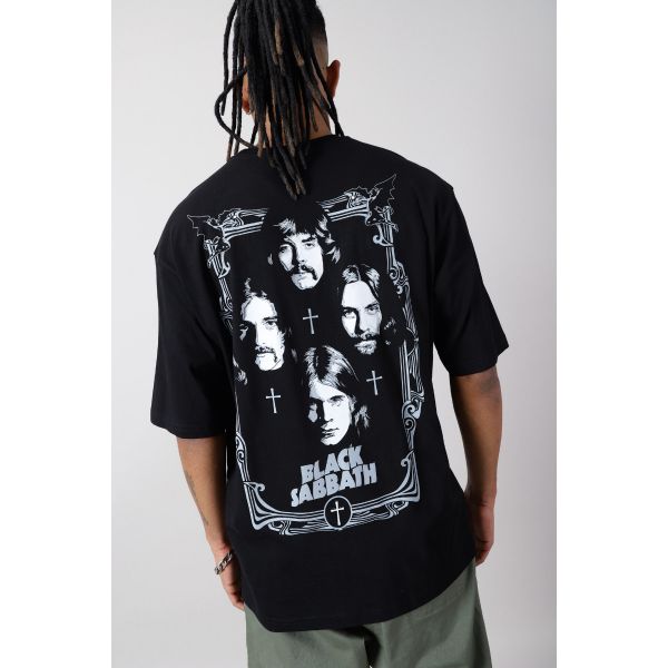 Oversized Masters Of Reality Black Sabbath Music Tshirt In India by Silly Punter